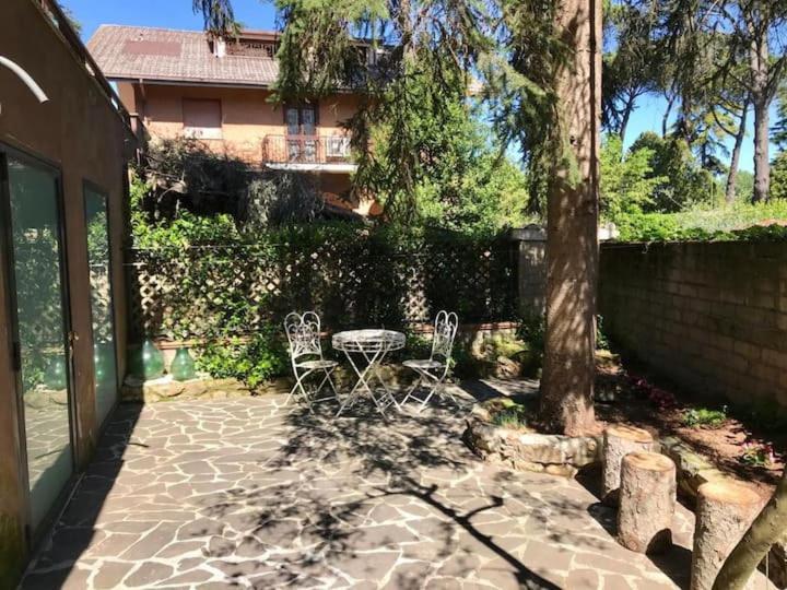 Ferienwohnung Loft Con Giardino In Zona Appia Antica Rom Exterior foto